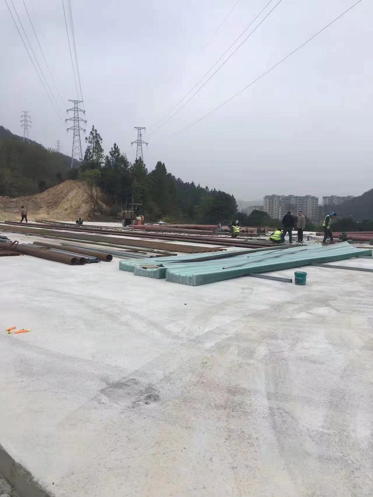 江西存量垃圾處理設(shè)備租賃及運(yùn)行管理順利完成，此路段順利通車。